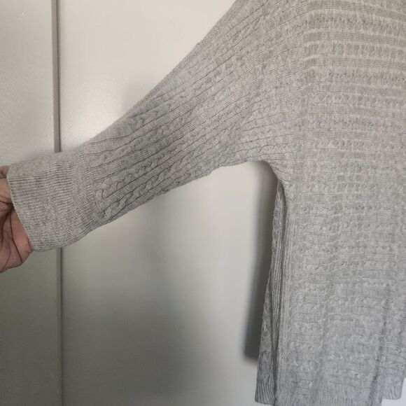 Market and Spruce Gray Knit Sweater Long Bat Sleeve Rounded Neck Size XL - Picture 4 of 8